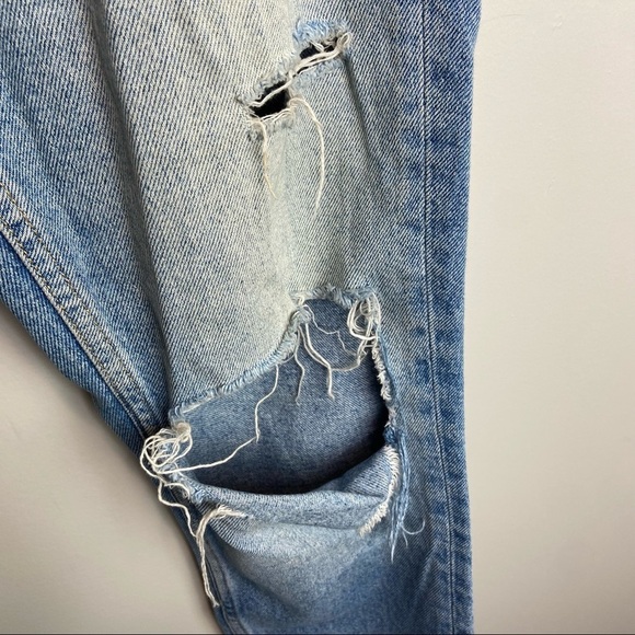 Like new Zara distressed blue jeans size 4 - Picture 10 of 11